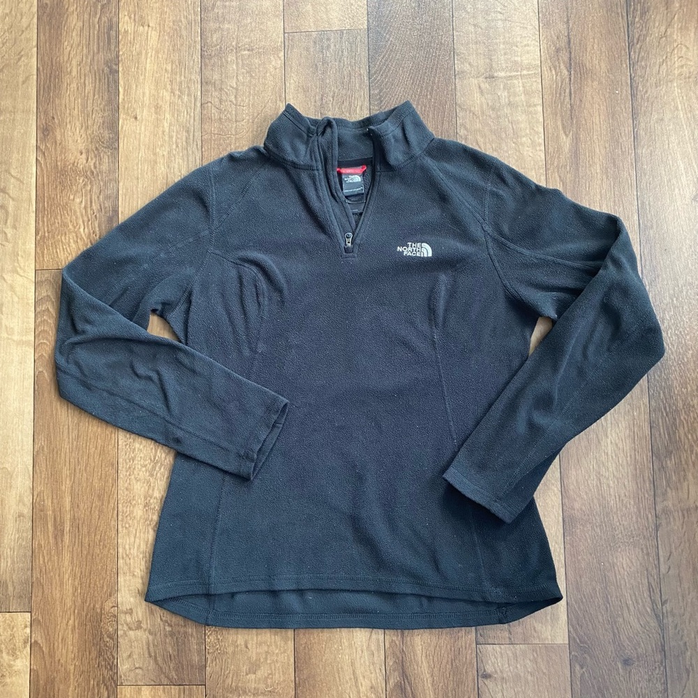 North face half zip pullover small